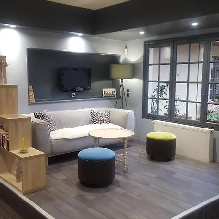 Les Canisses Hotel
