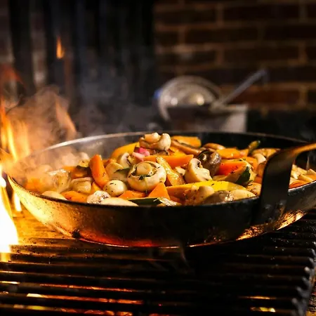 Les Canisses Hotel 3*