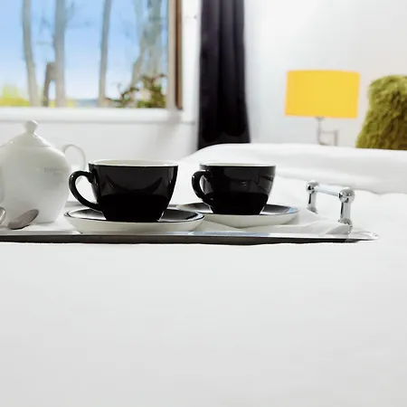 Les Canisses Saint-Pierre-la-Garenne