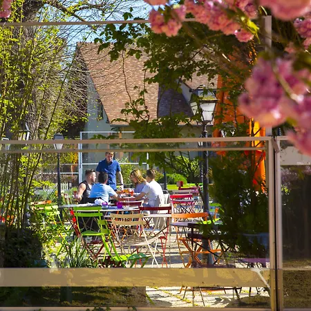 Les Canisses 3* Saint-Pierre-la-Garenne