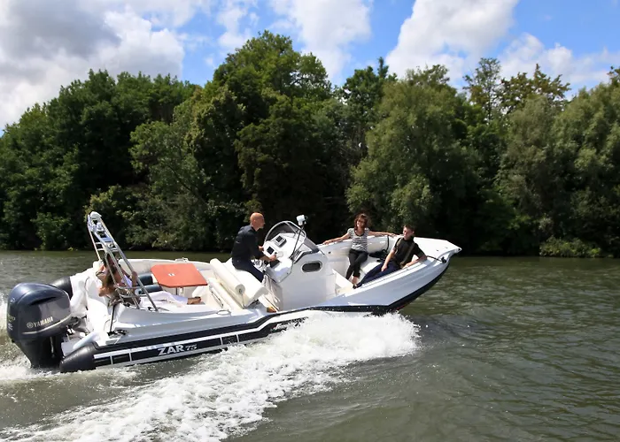 레 카니스 호텔 Saint-Pierre-la-Garenne