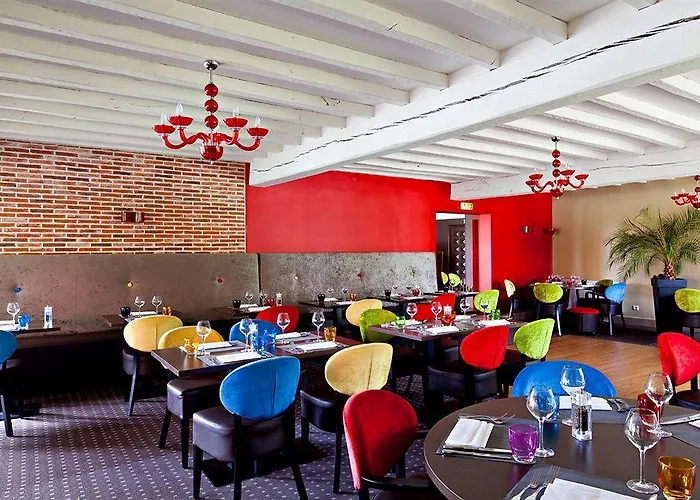 레 카니스 Saint-Pierre-la-Garenne