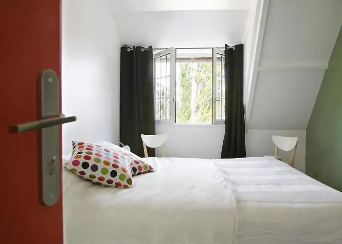 호텔 레 카니스