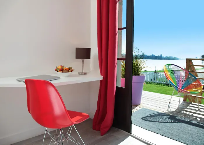 레 카니스 호텔 3*